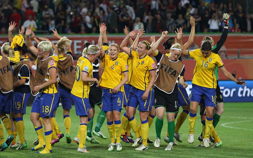 Sweden celebrate topping Group C